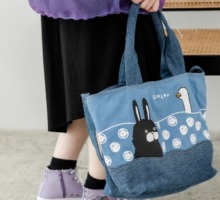 ラビル×アヒルの波にただようトートバッグ 5390